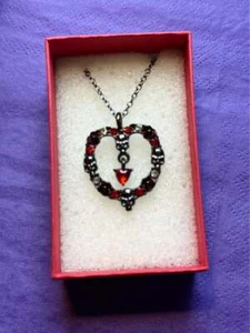 Schwarz & Rot Totenkopf Halskette - Bild 1 von 2