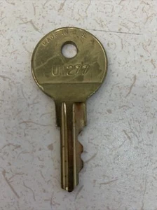 UM277 Schlüssel Ersatz CM Schloss - Bild 1 von 2