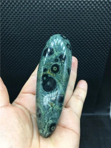 204g Good dark green monkey bread crocodile green wand point treatment U19 - Picture 1 of 9