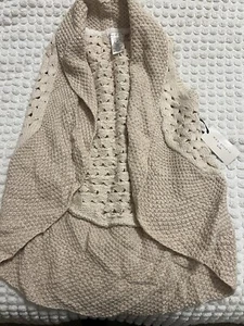 NWT Max Studio Kids Girls Size 7/8 Boho Crochet Open Sweater Vest Shawl - Picture 1 of 7