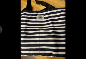 Homespon Beach Bag; Large; Water-resistant; Blue And White - BRAND NEW - Picture 1 of 7