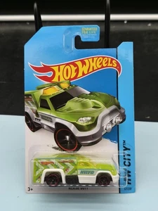 2014 Hot Wheels #47 HW City Rescue Duty Treasure Hunt - Picture 1 of 2