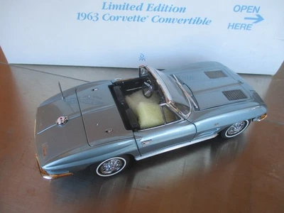 Corvette convertible Danbury 1963 edición limitada como nueva 1:24 más listado azul Foto 1 de 4