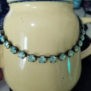 NECKLACE SWAROVSKI CRYSTALS GREEN OPAL MARIANA - USED - Picture 1 of 8