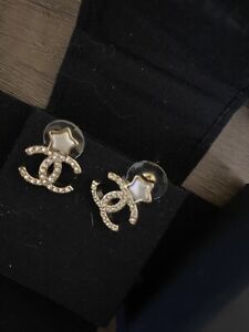 Chanel Authentic Star Pearl CC Logo  Earring