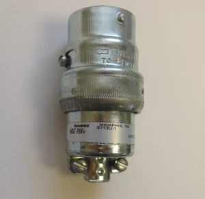 RUSSELSTOLL P/N: 8713U-1 ENCHUFE 20A 125V AC 2 POLOS 3 HILOS ESTUCHE METÁLICO - Imagen 1 de 4
