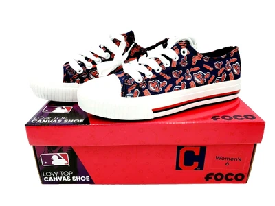Chief Wahoo Cleveland Indians MLB 低帮帆布鞋 女式 尺码 6 已停产 全新 — 第 1/4 张图片