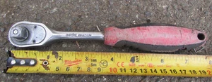 Herramienta de mano de trinquete de accionamiento cuadrado de 3/8" TengTools - Imagen 1 de 4
