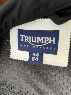 CHAQUETA DE MOTO ACOLCHADA 100% NAILON TRIUMPH MOTOCICLETAS NEGRA PARA HOMBRE 44 54 Foto 1 de 4