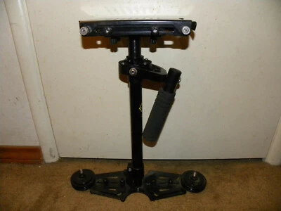 Estabilizador de cámara de video Glide Gear DNA 5050  Foto 1 de 4