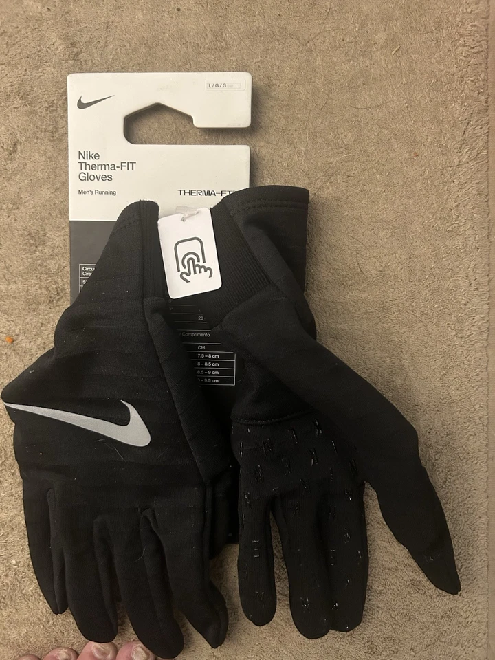 Nike Black Gloves with Gripping Size Large New with Tags Free Shipping