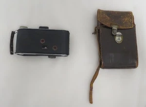 Vintage Kodak Vest Pocket Series III camera with its matching leather case. - Picture 1 of 8