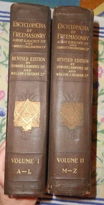 1924 Encyclopedia of Freemasonry Mackey 2 Volume Set Rev'd Hughan Hawkins Masons - Imagen 1 de 13