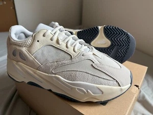 Adidas Yeezy Boost 700 Analógico EG7596 Hombre’s Talla Tenis Zapatos para Correr - Imagen 1 de 8