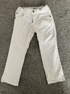 ARMANI KIDS WHITE JEANS AGE 4 Years ……………… SUPER CONDITION - Picture 1 of 6