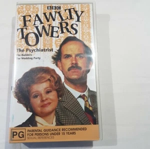  FAWLTY TOWERS THE PSYCHIATRIST ,THE BUILDERS & WEDDING PARTY- JOHN CLEESE - VHS - Bild 1 von 6