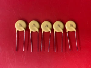 5x ECK-DRS472MEY PANASONIC CAP 4700PF 400V CERAMIC DISK RADIAL - Picture 1 of 4