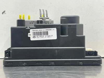 2003 Mercedes CLK320 Conv OEM Central Locking Vacuum Pump 2108003048 1998-2006 - Image 1 of 4