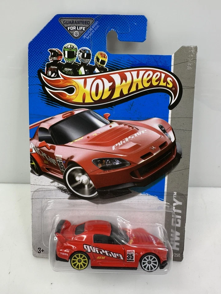Hot Wheels 1:64 Tesla Model S Die-cast Car - DHX97