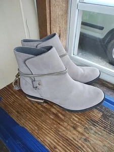 Sorel Farrah Taupe Suede Wrap Around Booties Women's Size 8.5 NL2682005 - Picture 1 of 19