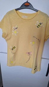 Girls Yellow T Shirt Sequin Bees Happy To Be Me size small/medium 6-10, age 10+ - Picture 1 of 6