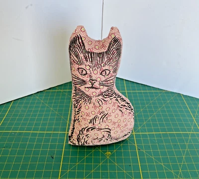 SMALL Pink Cat Balsam Fir Pillow Sachet  - Country Home Decor - Scented - Image 1 of 4