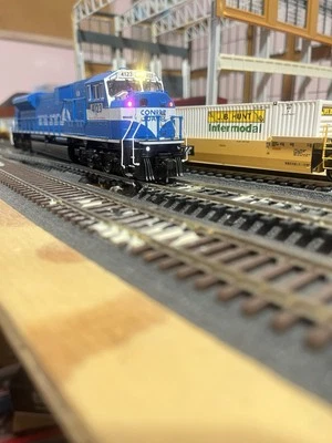 Kato масштаб H0 Conrail SD80mac #4123 ESU Loksound индивидуальная сборка  - Изображение 1 из 4