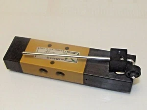 Pneumax 228.52.4.13 Whiskerschalter Ventil - 1/8" Bsp 5/2 funktioniert in beide Richtungen - Bild 1 von 3