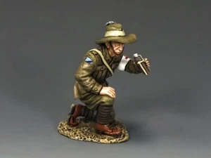 King & Country AL061 ALH Australian ANZAC Kneeling Medic - Retired - Mint Boxed - Picture 1 of 1