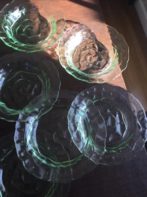 6 platos de enfriamiento de vidrio verde ensalada de colección 8 1/4 de diámetro x 1 1/2 de alto tienen 2 juegos de 6 Foto 1 de 4