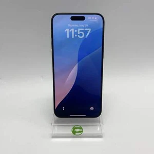 Apple iPhone 15 Pro Max 256 Go 18.3.2 noir MU7P3VC/A débloqué - Photo 1 sur 9