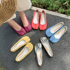 Damen-Ballerina Ballerina Ballerina Ballett Tabi 2024 modisch Lammfell Leder geteilte Zehenpartie - Bild 1 von 17