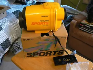 Sony Handycam Sports SPK-TRB Underwater Camera Case - In Box - Picture 1 of 8