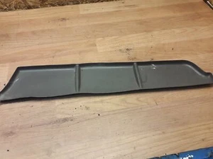 Volkswagen Polo Mk4 2002-2009 Dashboard Rubber Mat Tray 6Q2858170A - Picture 1 of 3