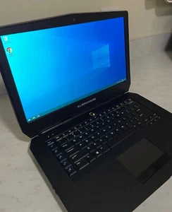 Alienware 15 r2 gaming laptop (Excellent Condition) - Picture 1 of 6