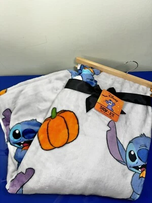 Disney Lilo & Stitch Halloween Throw Plush Blanket 60”x70” Pumpkins - Image 1 of 4