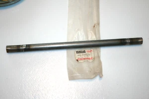 SUSPENSIÓN TRASERA YAMAHA. EJE 2 8A5-47475-02 BRAVO EC340 ET340 EX440 SRX 440 STX440 - Imagen 1 de 2