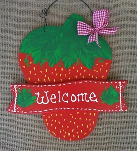 STRAWBERRY WELCOME SIGN Plaque SEASONAL Backyard Pool Porch Deck Patio Family - Picture 1 of 1