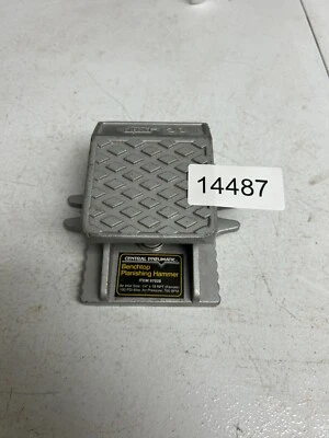 Pedal martillo cepillado de sobremesa Central Pneumatic 97028 Foto 1 de 3