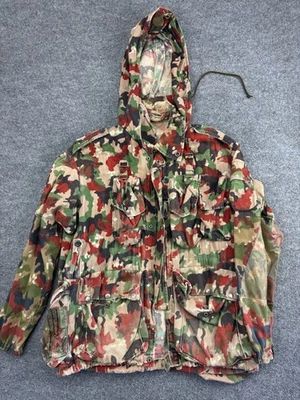 Chaqueta de Colección Swiss Alpenflage Para Hombre Grande Camuflada Con Capucha Campo Militar FZM 72 70s Foto 1 de 4