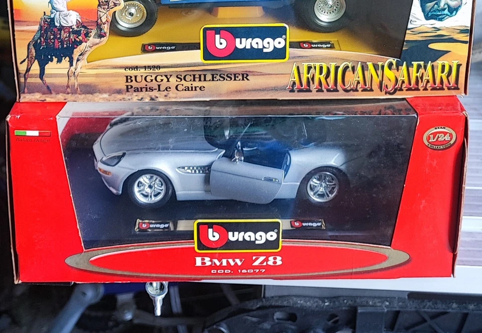 burago 1/24 Bburago BMW Z8 Cod 16077 - Immagine 1 di 1