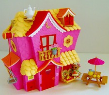 Lalaloopsy Sew Sweet Play House with Blossom Flowerpot Doll Figure