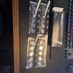 Procell 2025 3v Lithium Battery 20 Pack. 4 Cards Per Case 5 Batteries Per Card - Picture 1 of 1