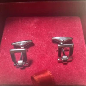 Salvatore Ferragamo Cufflinks Rectangle Silver color With box - Picture 1 of 5