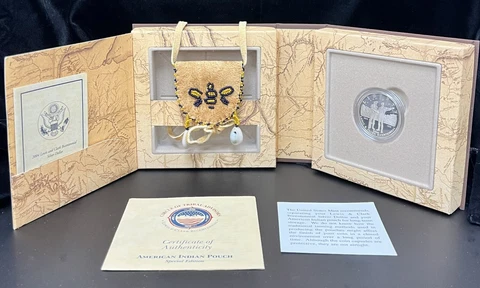 2004 P Lewis & Clark Commemorative Dollar Coin & Pouch Set Box & COA! Cover
