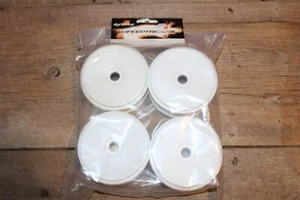 Dynamite (4) SpeedTreads 1/8 BUGGY PLATO RUEDAS BLANCO - DYN8290 - NUEVO - Imagen 1 de 2