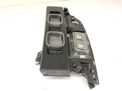 2021 LAND ROVER DEFENDER 110 REAR TAIL LIGHT RH DRIVER SIDE ESTATE L8B213404A - Image 1 of 4