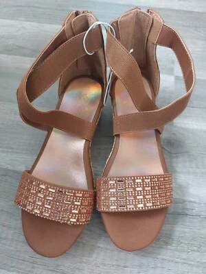 Sandalias de cuña Justice Girls con detalles gemas cremallera en el tacón talla 1 (A13) nuevas con etiquetas Foto 1 de 3