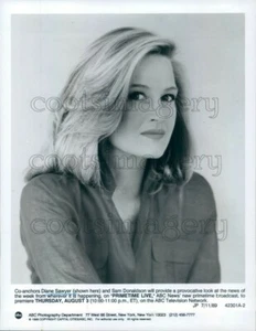 1989 Press Photo Pretty Blond News Anchor Diane Sawyer - Picture 1 of 2