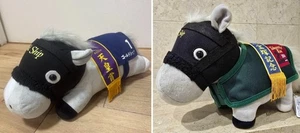 Costume Purosangue Nave Oro Collezione Peluche Cavallo Giappone JRA 27 cm Set di 2 - Foto 1 di 1
